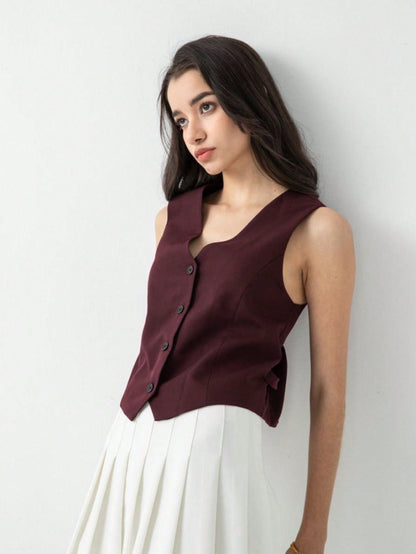 Beautifully Finished Garment in a Timeless Design