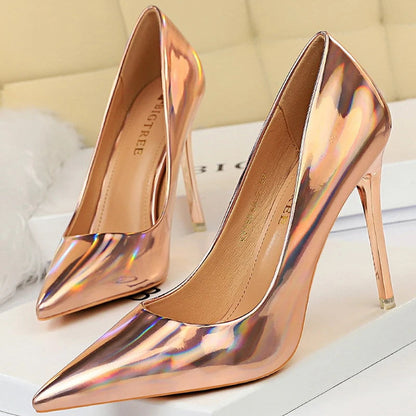 Classic Vintage Heels with a Flattering Fit