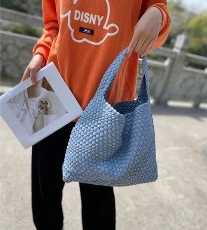 Beautifully Crafted Bag in a Classic Style
