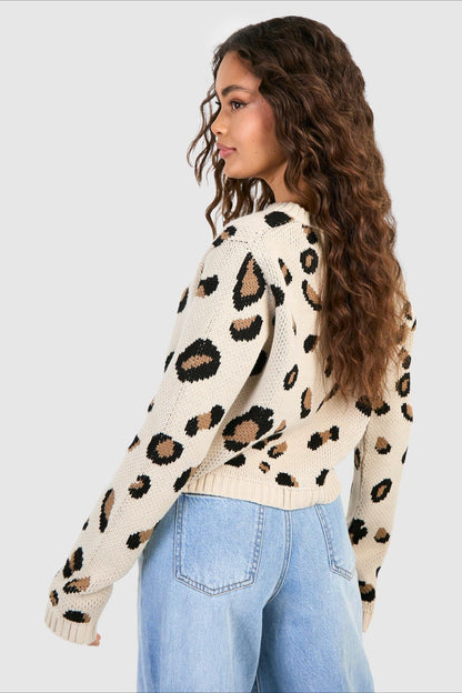 Gracefully Designed Cardigan