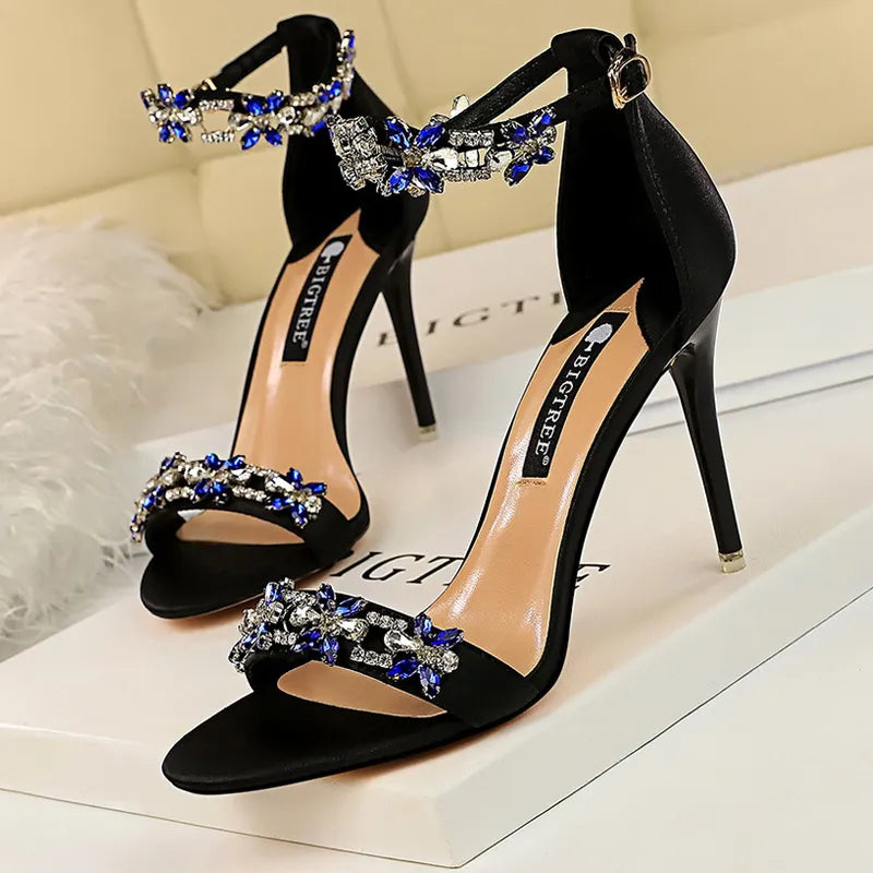 Classic Vintage & Enduringly Stylish Sandals