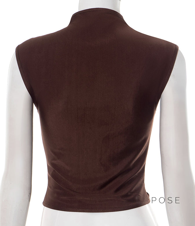 Well Tailored Garment with a Graceful Silhouette