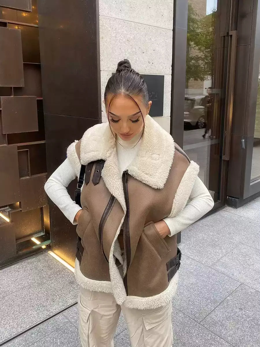 Sophisticated Coat with a Clean Classic Look