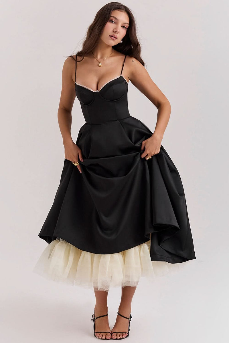 Classic Vintage Dress with a Flattering Fit