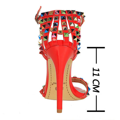 Polished Sandals with an Effortless Classic Look