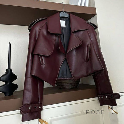 Elegantly Styled Jacket for Everyday Wear
