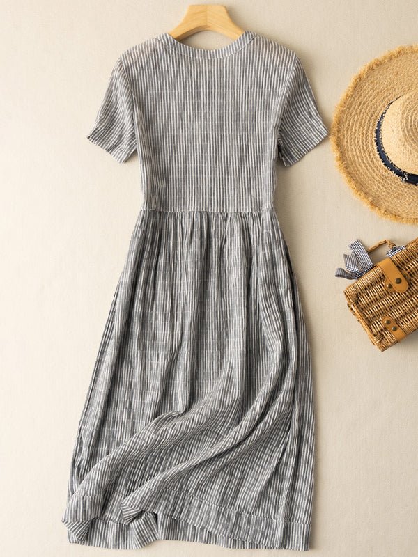 Gracefully Styled Dress for Any Occasion