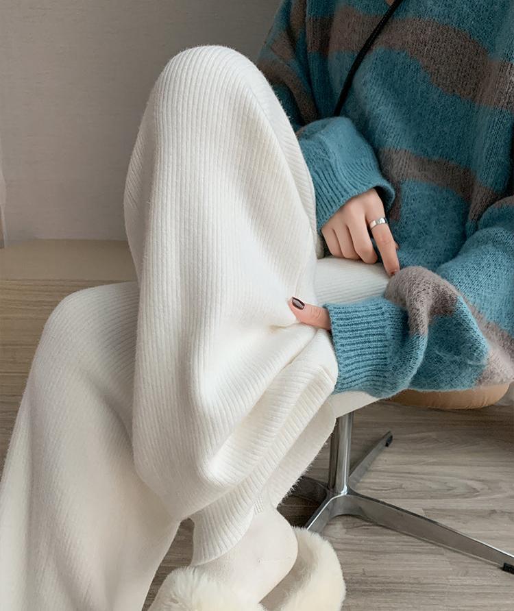 Gracefully Styled Pants for Any Occasion