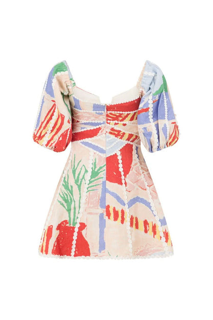 Gracefully Styled Dress for Any Occasion