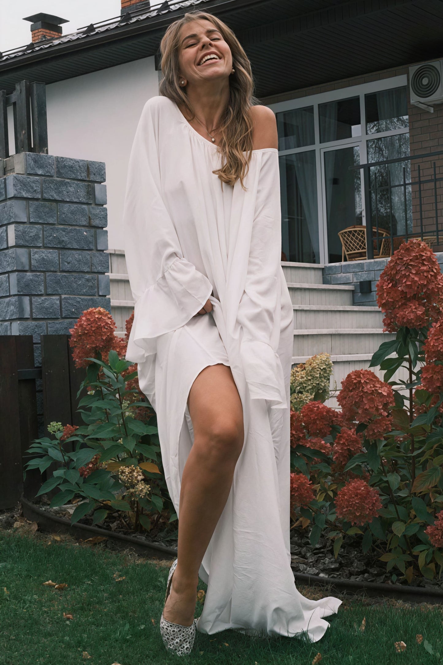 Gracefully Styled Dress for Any Occasion