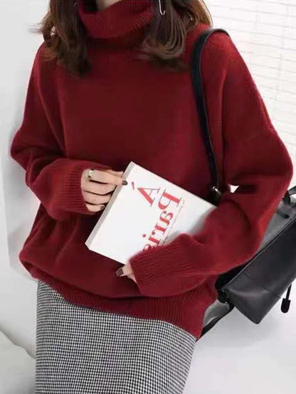 Cashmere Blend Turtleneck Sweater with Minimalist Silhouette in Taupe