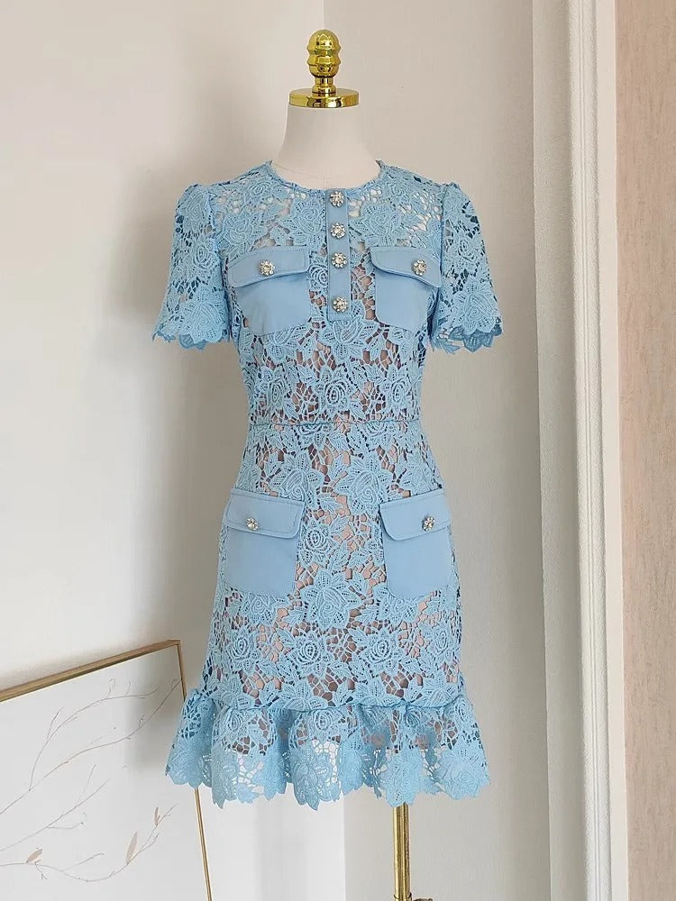 Sophisticated Dress with a Clean Classic Look
