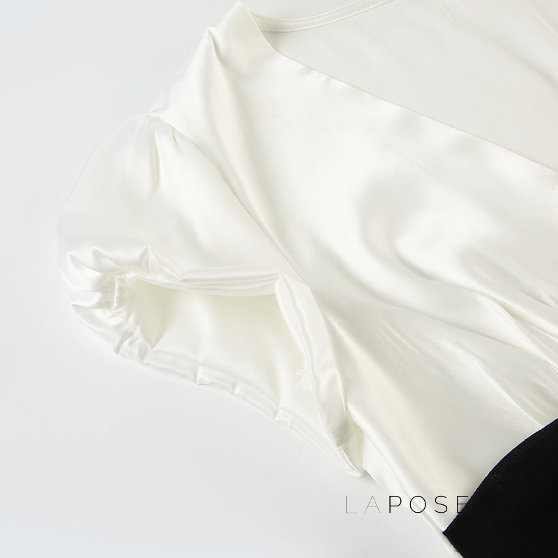 Effortlessly Elegant Top with a Timeless Design