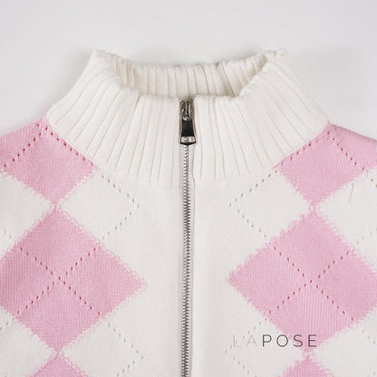 Well Tailored Cardigan with a Graceful Silhouette