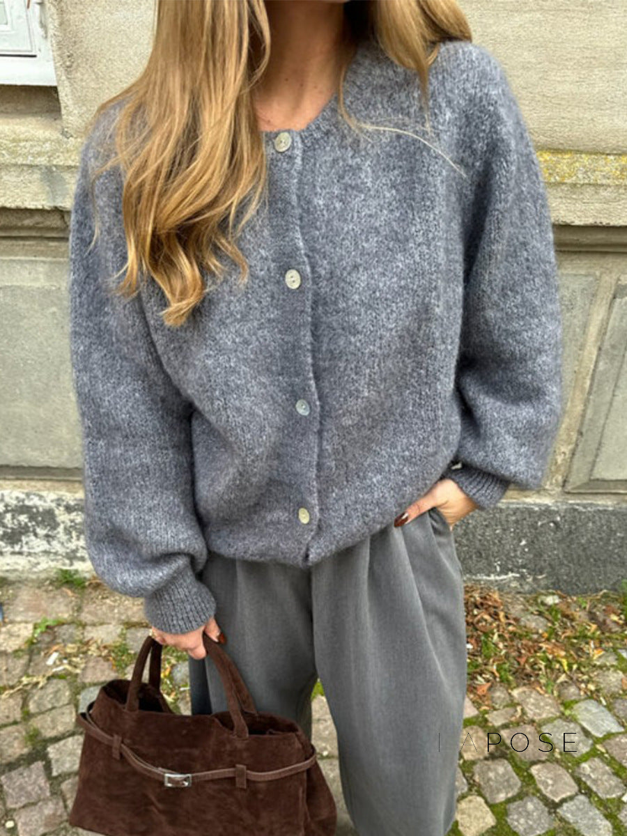 Elegantly Styled Cardigan for Everyday Wear