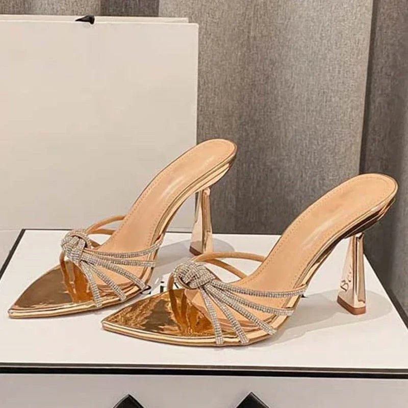 Well Tailored Heels with a Graceful Silhouette