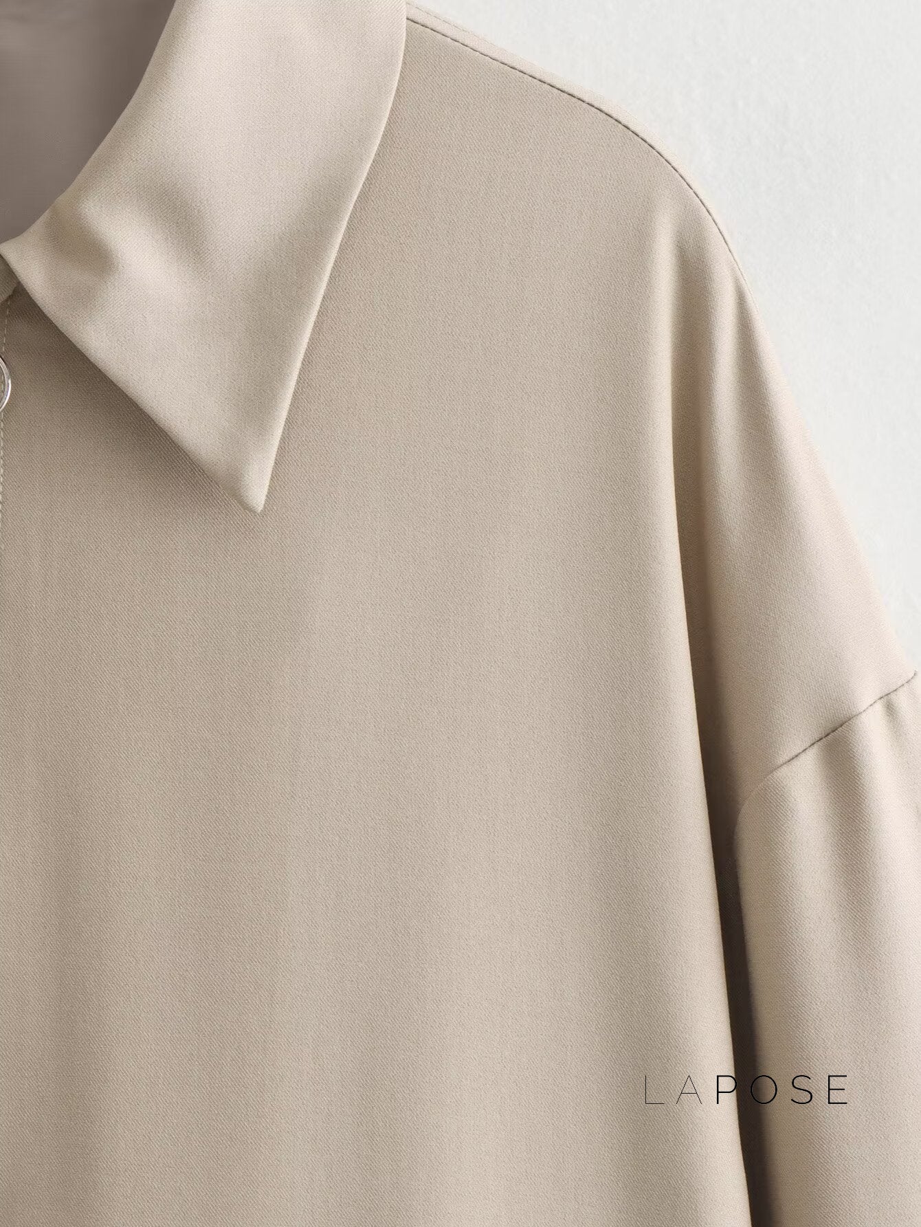 Well Tailored Jacket with a Graceful Silhouette