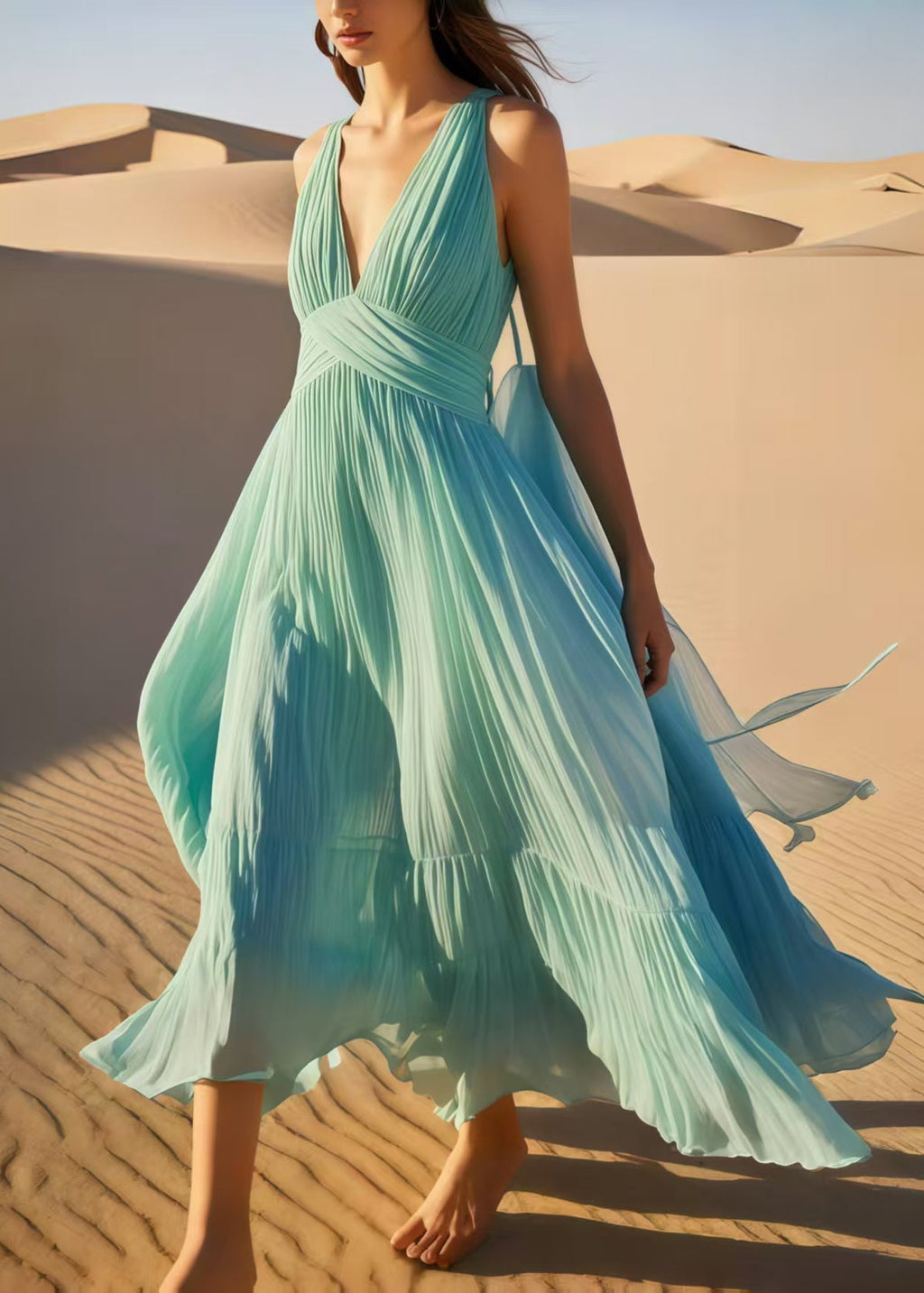 Beautifully Finished Dress in a Timeless Design