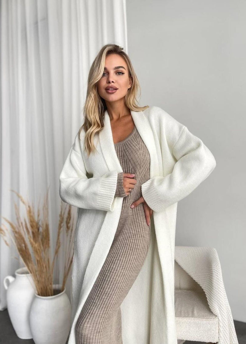 Polished Cardigan with an Effortless Classic Look