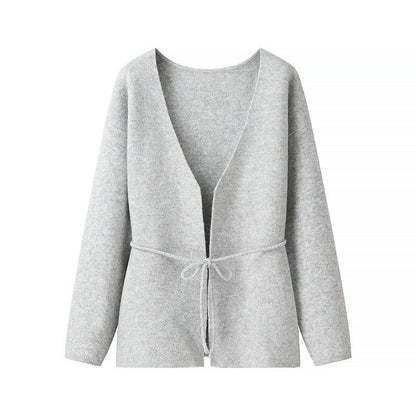 Gracefully Styled Cardigan for Any Occasion