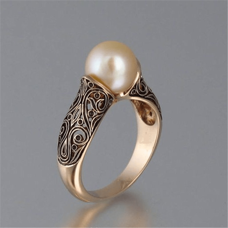 Stunning Gold Ring For Daily Wear