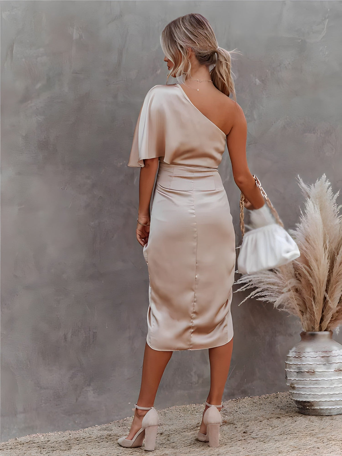 Timeless Vintage Style Dress