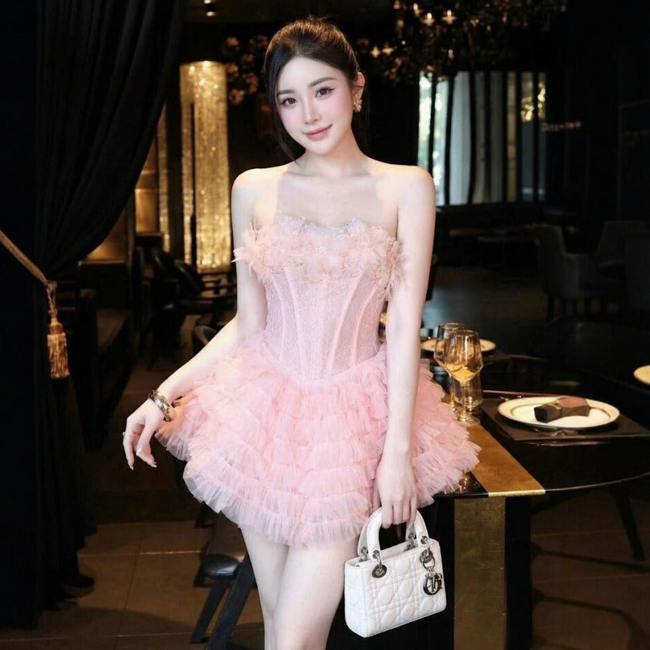 Beautifully Crafted Dress in a Classic Style