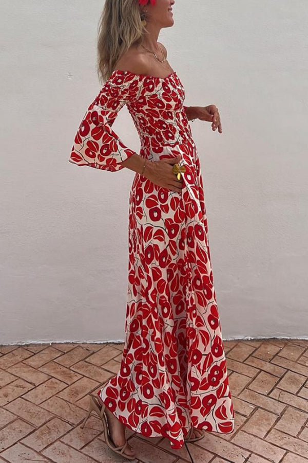 Maxi dress with floral pattern