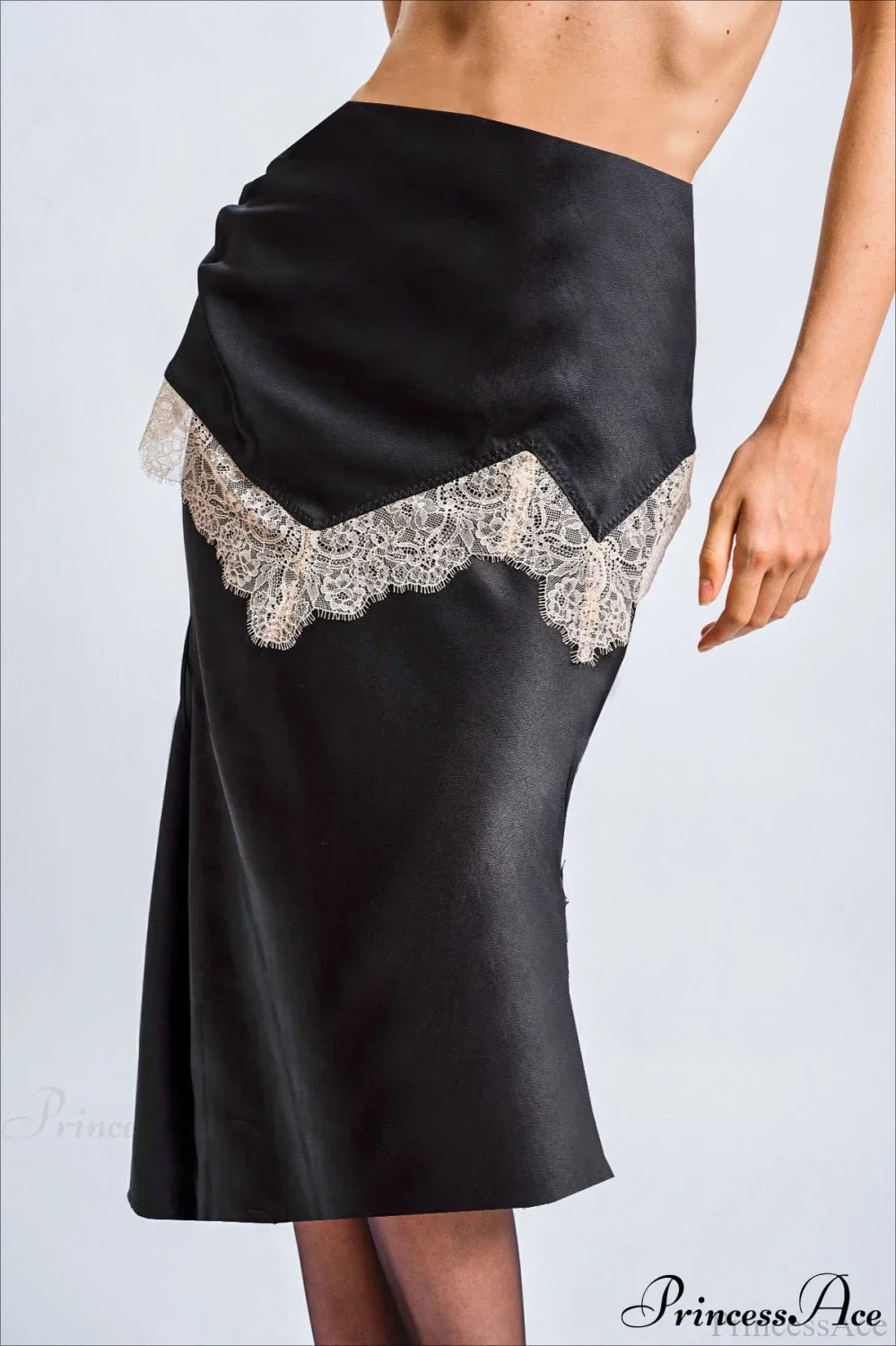 Elegantly Designed Garment