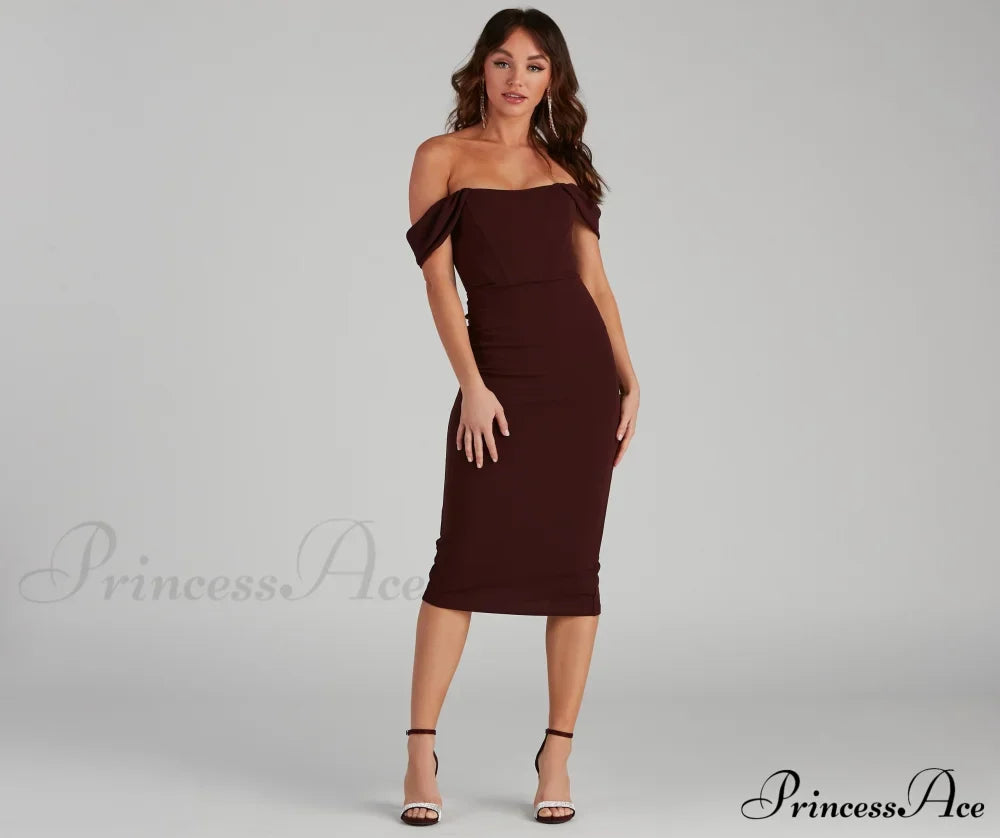 MAROON