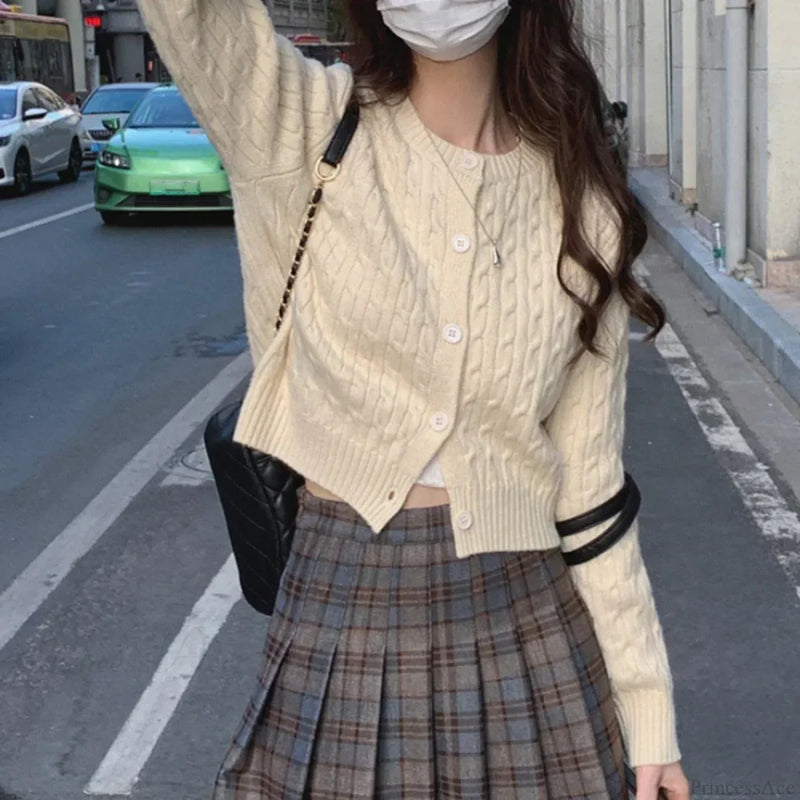 Timeless Vintage Style Cardigan