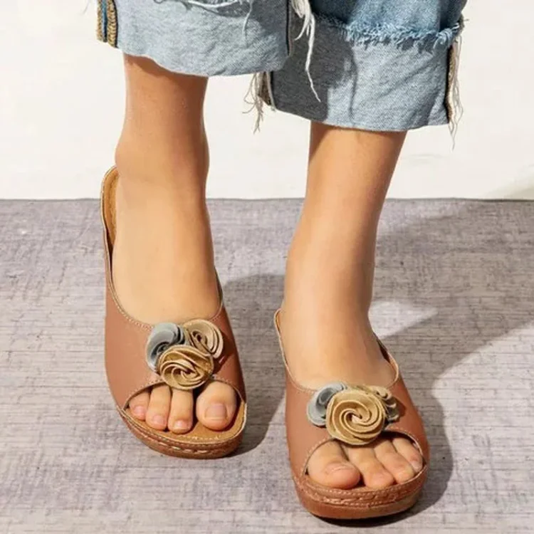 Stylish and elegant everyday sandals