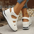 Closed-toe sandal