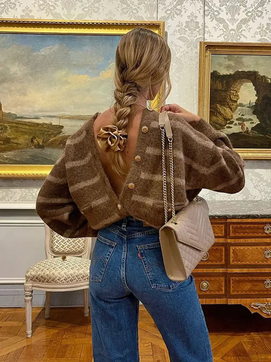 Gracefully Designed Cardigan