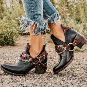 Chic Orthopedic Shoes with Unique Design