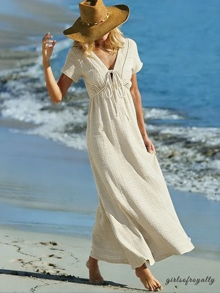 Sophisticated Dress with a Clean Classic Look